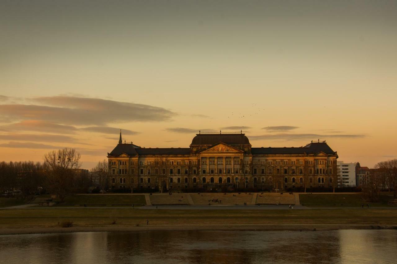 Mirabelle - Wohnen In Der Dresdner Neustadt Dresden Exteriör bild